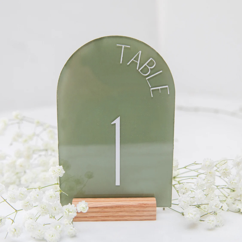 パーソナライズされたアクリルの結婚式のテーブル番号,書道,素 - Table Number Gold のレビューと価格