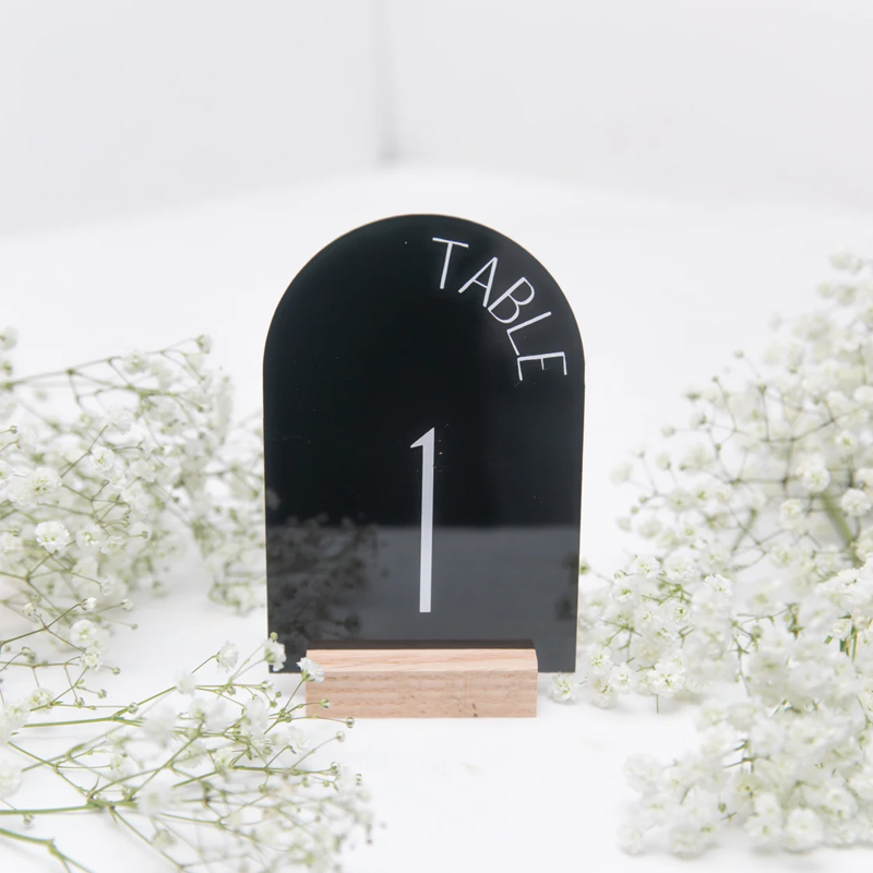 パーソナライズされたアクリルの結婚式のテーブル番号,書道,素 - Table Number Gold のレビューと価格