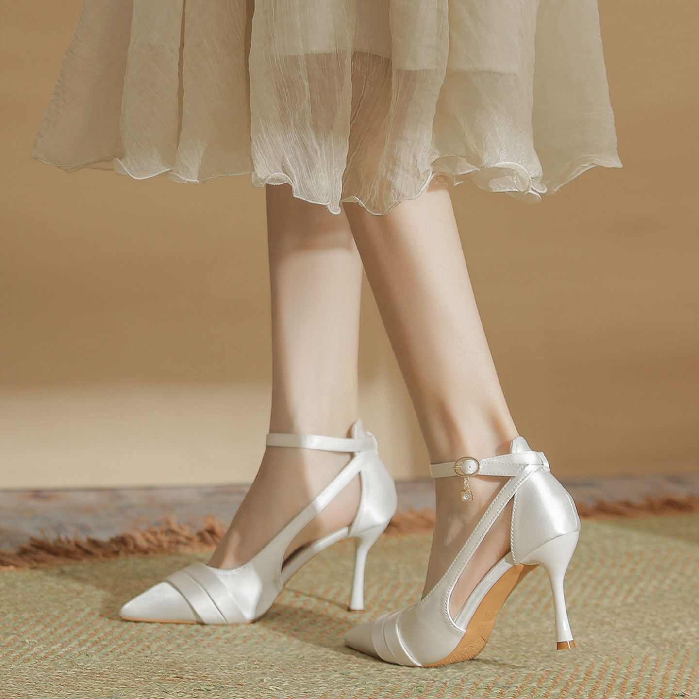 小さいサイズ30-44 ポインテッドトゥ ピンヒール ハイヒ - Wedding Fx のレビューと価格