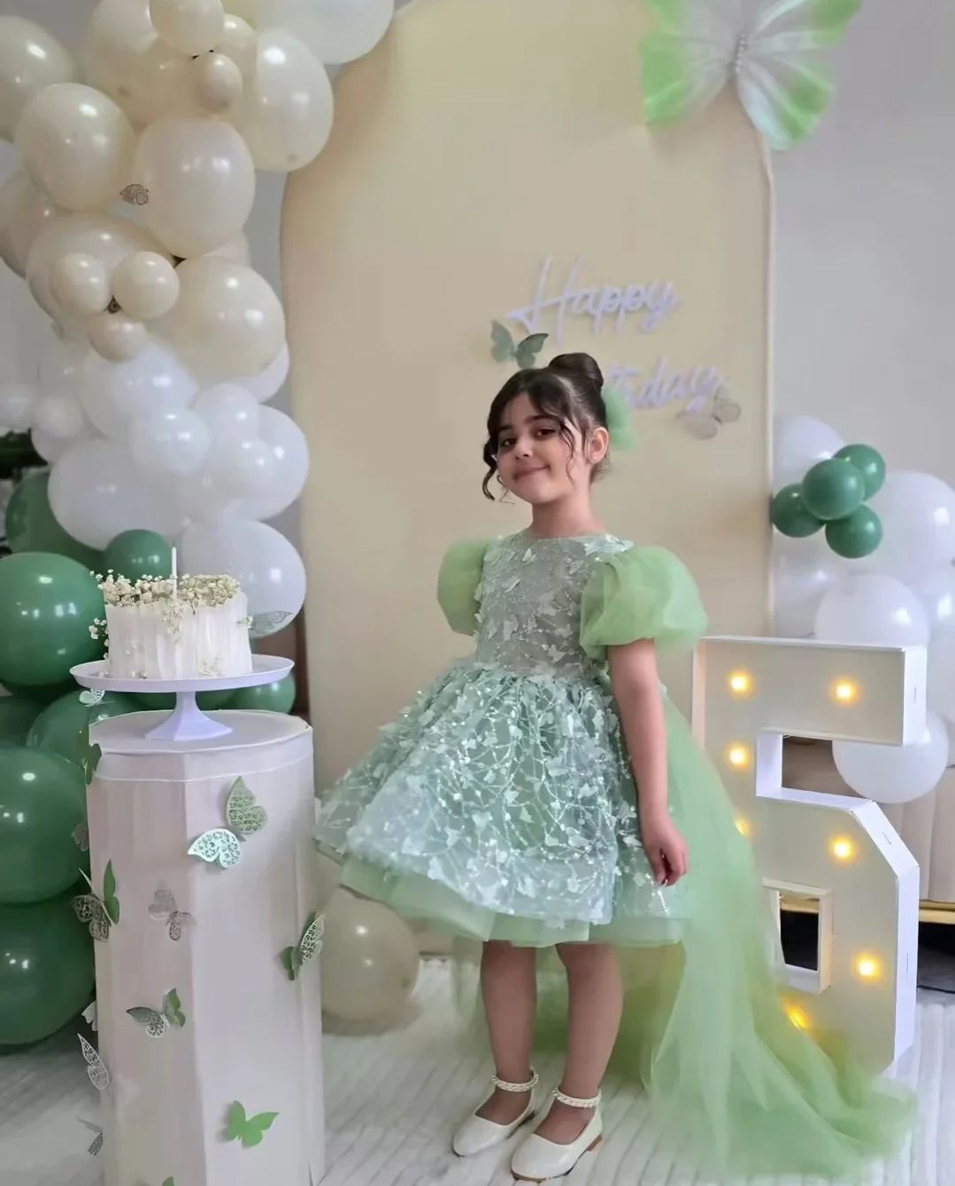 エレガントなカスタマイズされたフラワーガールドレス結婚式用半 - Bridal Sash Ribbon のレビューと価格
